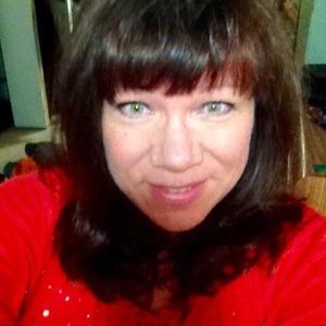 Meet your Posher, Carolle